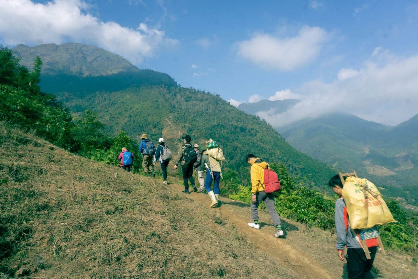 Trekking Bach Moc Luong Tu Ky Quan San Tour 4 Days